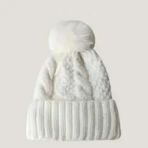 베이직 여성 안감 이중 인조털 꽈배기 니트 방울모자 귀달이모자