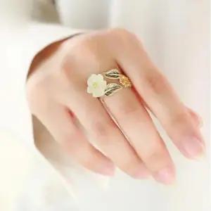 실버 원석 반지 오픈형 꽃 반지 화이트골드 WFJ1RE3