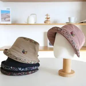 중년 플라워 방한 벙거지 모자 겨울 할머니 엄마 챙