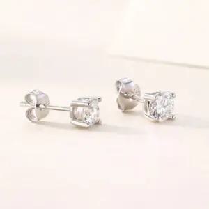 메종드쉬 모이사나이트 귀걸이 랩다이아 4프롱 BME018