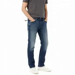 DIESEL 1985 LARKEE 청바지 25FW (00C06Q 09L51 01)