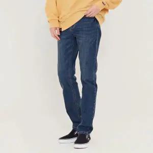 [하프클럽/체이스컬트]남성 M톤 인밴딩 테이퍼드 데님-BERK2312B0N