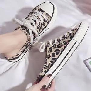 [오노마] ONM 뮬 스니커즈 캔버스단화 슬립온 패션슈즈 (S8801844)