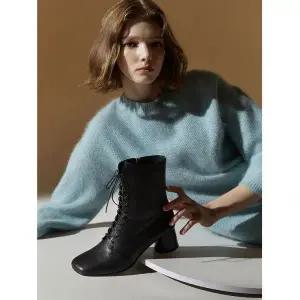 정품발송 한정수량나인웨스트 양가죽 레이스업 앵클부츠5.5cm NW045 367992