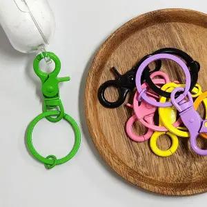 회전 키 개고리 컬러 버클 키링 체인 WFI76OU