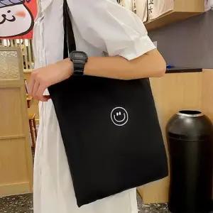 귀여운 스마일 백 URK040 토트백 버스 천 백 여성 캐주얼 버스 패션잡화 여자