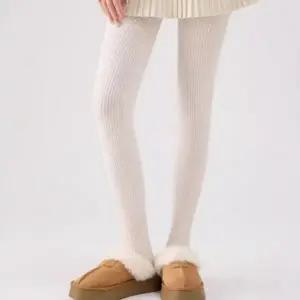 여성용 겨울 방한 니트 스타킹 롱 니삭스 양말 긴양말_24025520