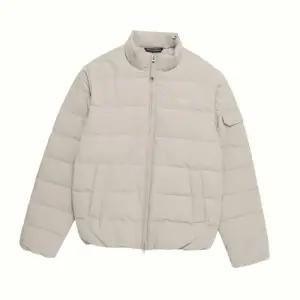 내셔널지오그래픽 헤론 스탠드넥 경량 구스다운 점퍼 N254UDW022 209377