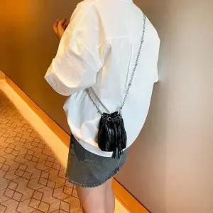 정장용미니크로스백 크로스백 직장인백팩 숄더백코디 미니 캐쥬얼