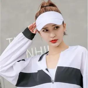 가벼운무게감 깔끔한디자인 통기성좋은 펀칭모자 썬캡 스포츠모자