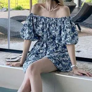 휴양지점프수트 플로럴 오프숄더 점프수트 여자 여름 바캉스룩