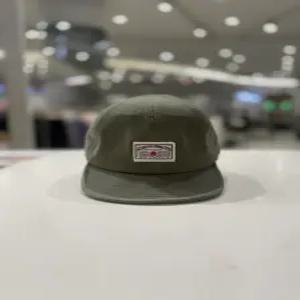 [원더플레이스] 꼬모니노즈 26S LABEL COTTON CAP (WW9N3UAAC105)