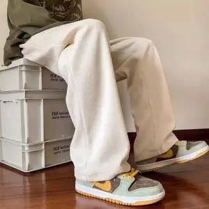 남자 코듀로이팬츠 겨울기모바지 밴딩기모팬츠 츄리닝 남성 골덴 와이드 일자 융털