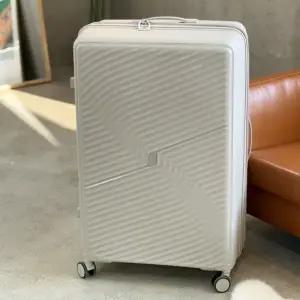 로아 캐리어 32인치 특대형 캐리어 확장형 2중 안전지퍼 이민가방 캐리어