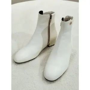 [갤러리아] [센터시티] 고세 3mm 쿠션 4CM 캐쥬얼 스판 앵클부츠 GLA4F042 아이보리