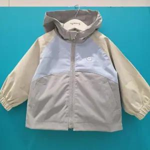 [아가방] CB01 OD)자동차 배색 바람막이점퍼 26SS OD) 자동차 배색 바람막이 점퍼 (S45385057)