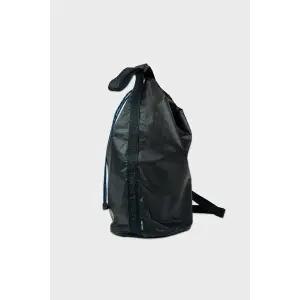 [트레통][본사공식] 트레통 나일론 립 슬링백 (TN25SSBG03-BLACK)