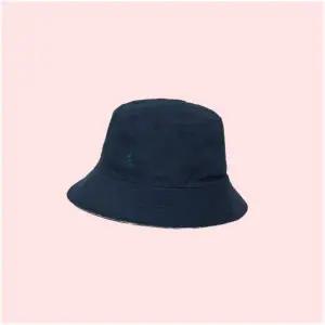 빈폴액세서리 빈폴ACC 리버서블 양면 체크 버킷햇 벙거지 모자 네이비 BE528BM11R 4514708