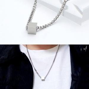 N0324w 써지컬스틸 사각 큐브 펜던트 체인목걸이