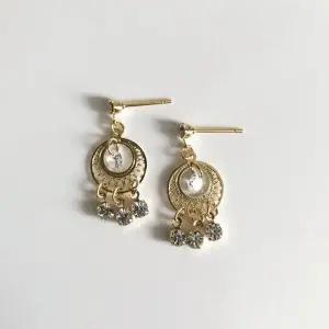 ONM 미니드림캐쳐 귀걸이/귀찌