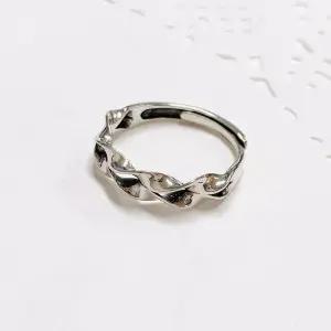 ONM 순은반지 매혹적인 투라인스크류 프리사이즈