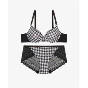 [휠라 언더웨어][휠라] 키스미 체크 하트 브라 블랙 세트 (FI4BAF2651F_SKU)