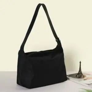 OP14 캐주얼 깔끔한 숄더백 여성 데일리 학생 보조백 여성가방 숄더가방 보조가방 여성숄더백 데일리백