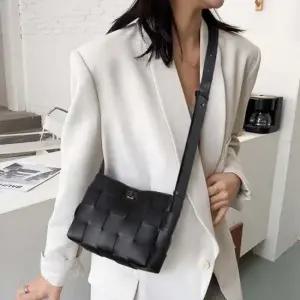 (CH1952Y) 미니백 패션잡화 직장인 토트 여성 힙색 백