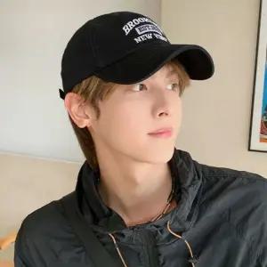 캐주얼 디자인 레터링 자수 포인트 빈티지스트 볼캡