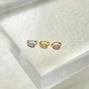 물방울 귀걸이 실버 큐빅 패션 피어싱 여성 악세서리 (WFKBOMH)