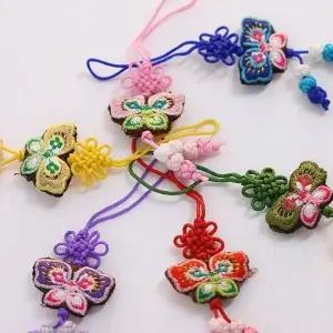 전통 나비매듭 노리개 자수고리 악세사리 꾸미기 (WFKBRTN)