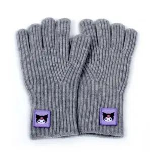 쿠로미 페이스 자수 니트장갑 보온 터치 핑거홀 14세~ 캐릭터장갑 겨울장갑 손가락장갑 여성장갑 학생장갑