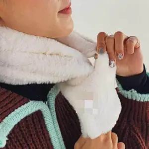 페이크퍼 미니 목도리 머플러 화이트 미니 여성 WEE3626