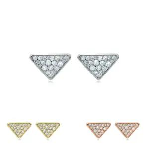 여자 데일리룩 고급스러운 반짝이는 미니 큐빅 삼각 은침 귀걸이