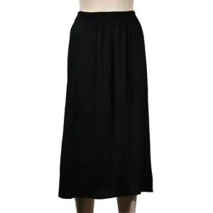 편안하고 매끄러운 여성 인견소재 속치마