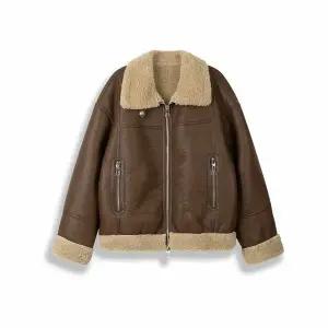 [하프클럽/디바옴므]비건레더하이넥무스탕점퍼라이더잠바자켓가죽