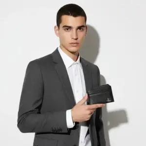 ORB로고 비건레더 공용 지갑 5403000BU S000D N403