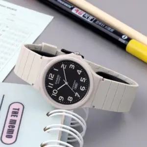 [카시오]수능시계 아이보리 학생 시험 간호사 아날로그 손목시계