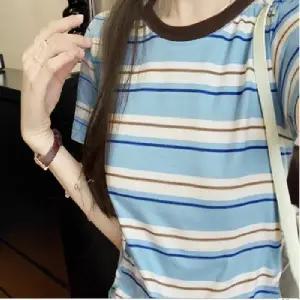 여성반팔셔츠 스트라이프 반팔티 여름 줄무늬 티셔츠 사무실 출퇴근 현장근무복