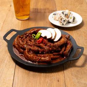 깔끔하게 매운 청담 국물닭발