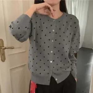 여성 버튼 도트 가디건 1P 간절기 데일리 얇은 아우터 여자라운드넥가디건