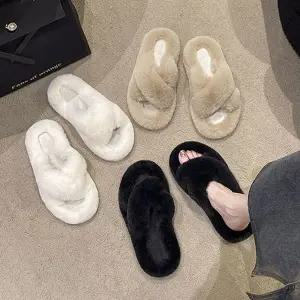 [하프클럽/]여성 X자 스트랩 퍼 두줄 털 겨울 실내화 풍성 슬리퍼