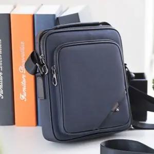 남성 크로스백 신상 패션 캐주얼 숄더백 네이비 가방 미니크로스백 남성숄더백 데일리백