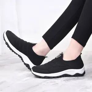 중년 여성 할머니 어른 외출 캐주얼 운동화캔버스화 운동화 캔버스화 커플신발 단화 남성스니커즈 어글리슈