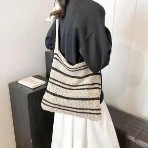 여성용 스트라이프 니트 숄더백 바캉스 스타일