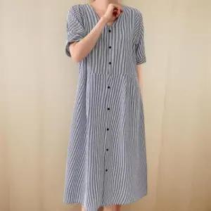 여성용 여름 바캉스 스트라이프 버튼 오버핏 롱드레스