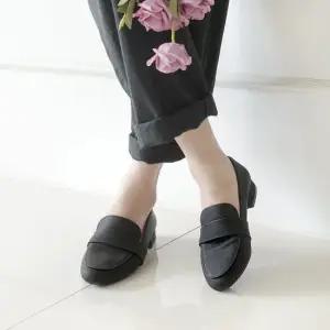 올리 페니 여성 쿠션 로퍼 단화 2cm