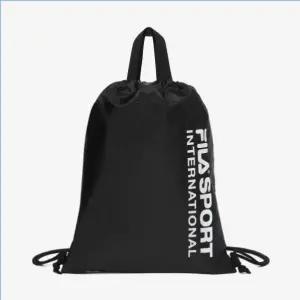 [롯데백화점]휠라 (SM) 휠라 베이직 스트링백 (FS3BCF5071X_BLK)