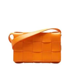 [중고명품] 오렌지 카세트 미듐 크로스백