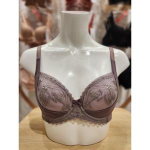 [여주점][트라이엄프][트라이엄프]Sculpt Silhouette WHU 보정브라(TC168402H)